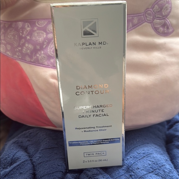 kaplan md berverly hills Other - Kaplan MD Skincare Set is two bottles
